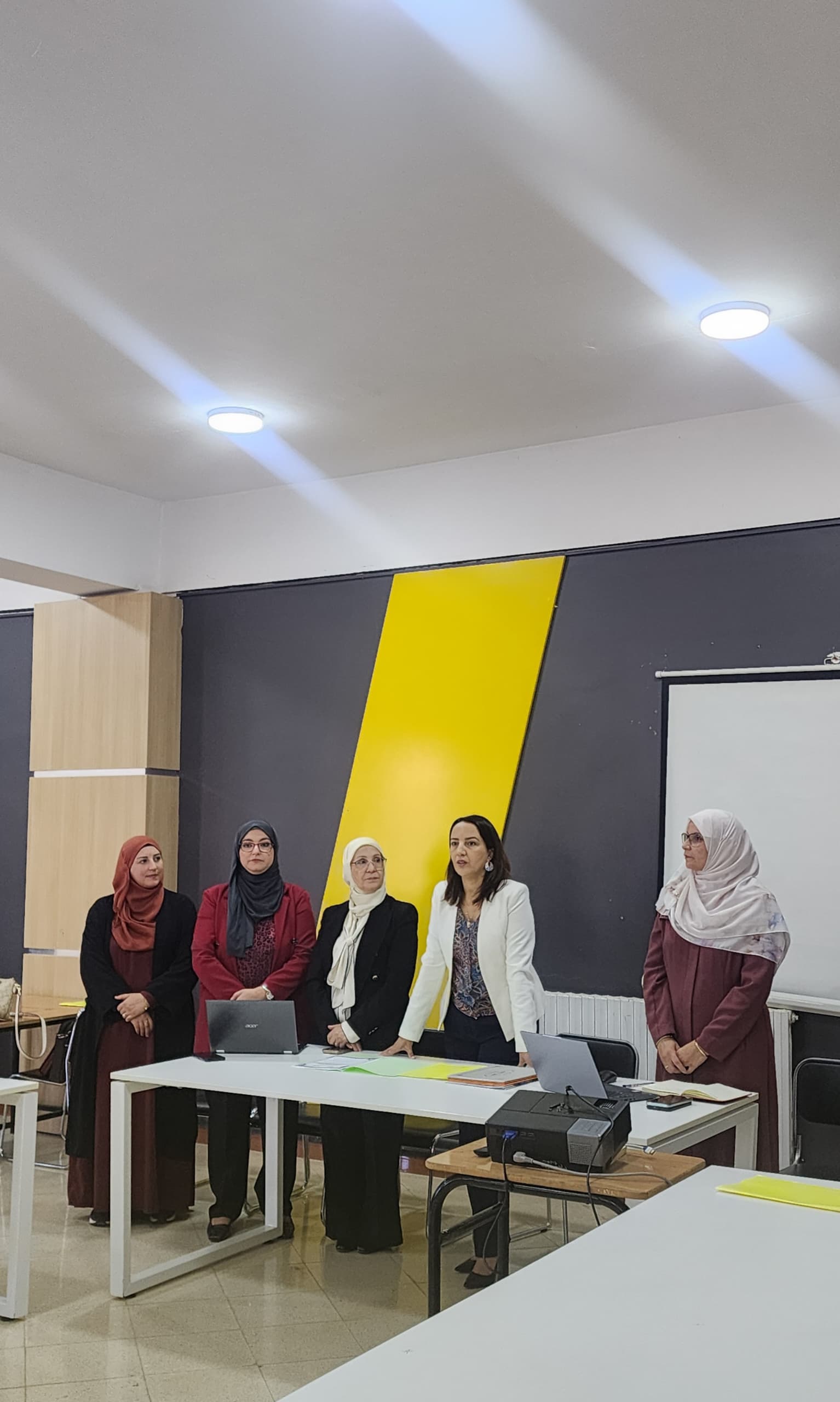 اليوم الدراسي الذي نظمه مخبر البحث PERMANAN التابع لـ مدرسة الدراسات العليا التجارية (HEC) بعنوان: “الأخلاقيات في البحث العلمي في العصر الرقمي.”