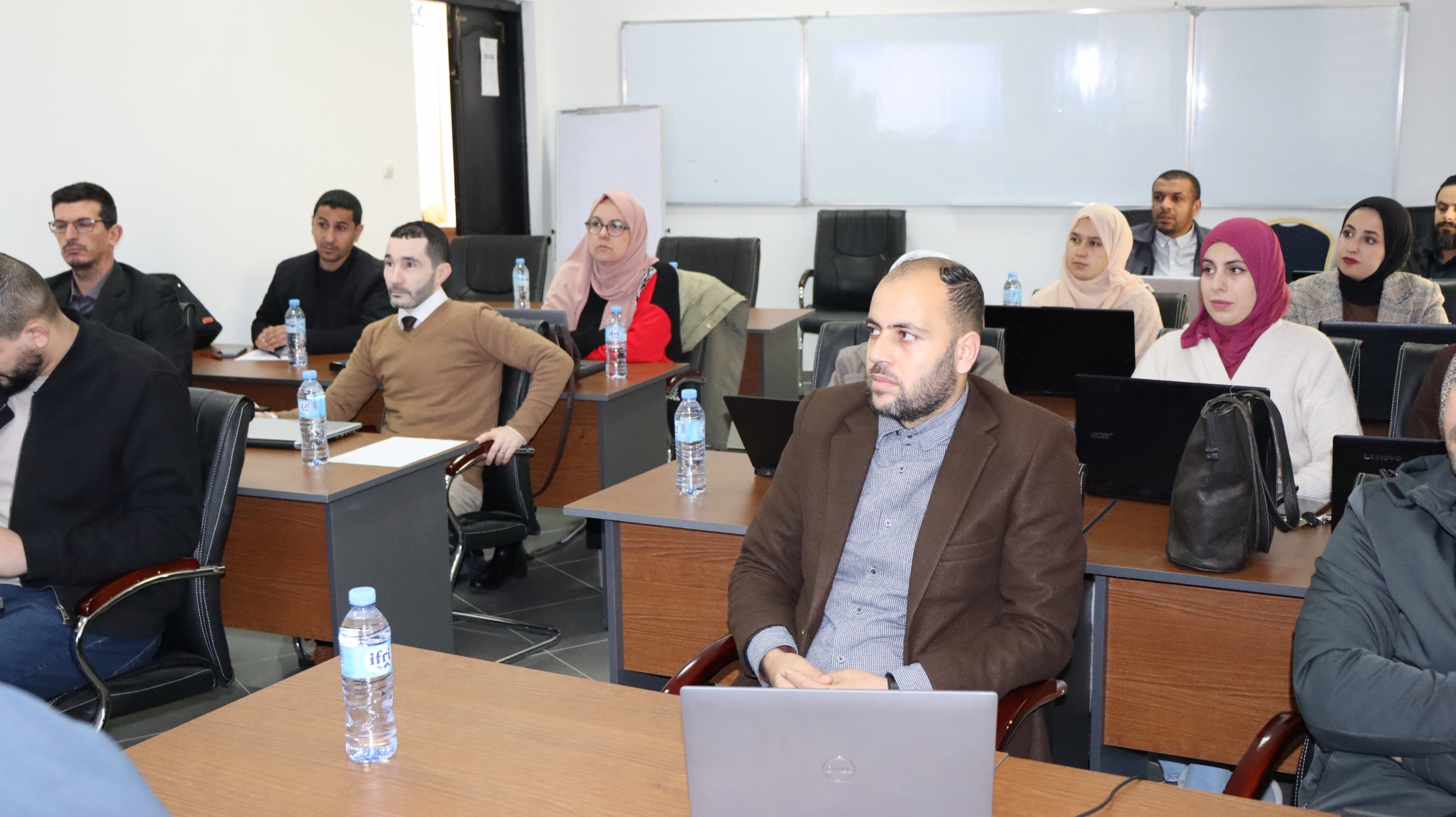 دورة التكوين في تكنولوجيات الإعلام والاتصال والممارسات البيداغوجية من تنظيم جامعة الإخوة منتوري قسنطينة 1 (UFMC1) و مدرسة الدراسات العليا التجارية